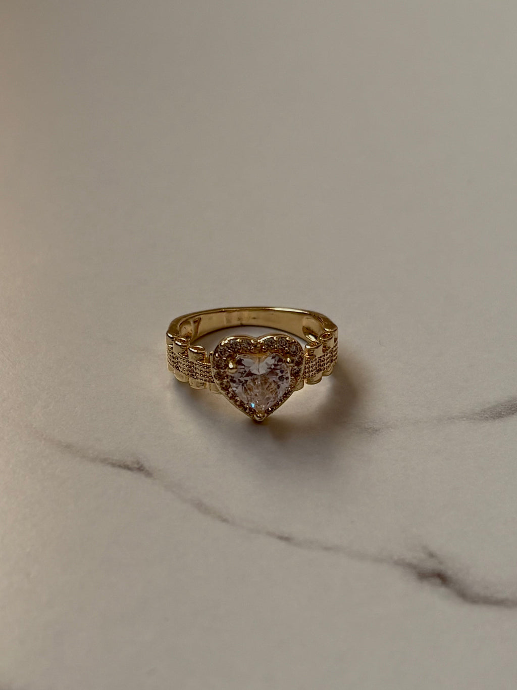 Amora Heart Rings